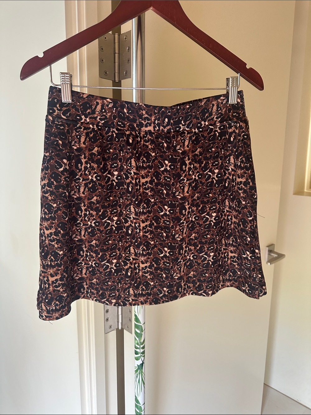 Fringe Leopard Print Golf Skort with built in shorts Size Small